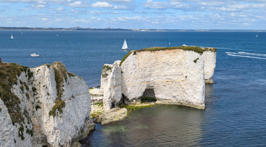 Photo of Old Harry Rocks from south side clifftop