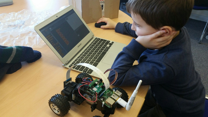 Programming the robot in Scratch