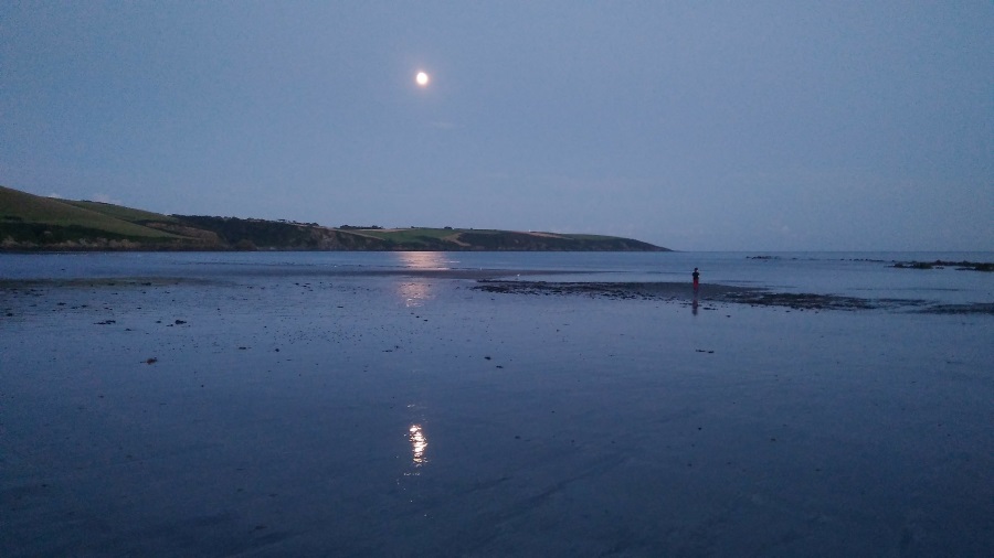 Par Sands at night