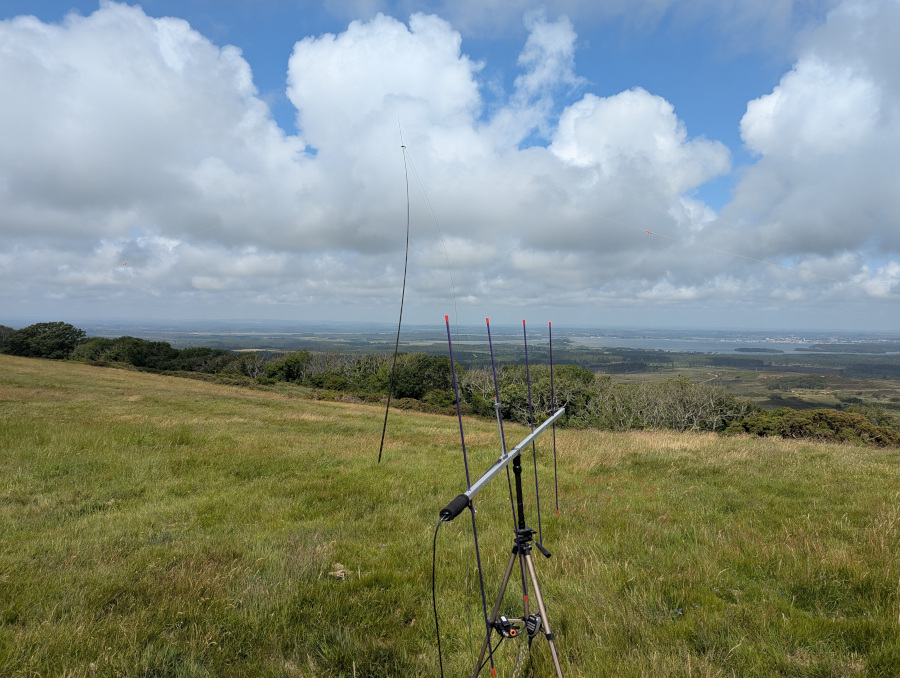 VHF and HF stations set up together
