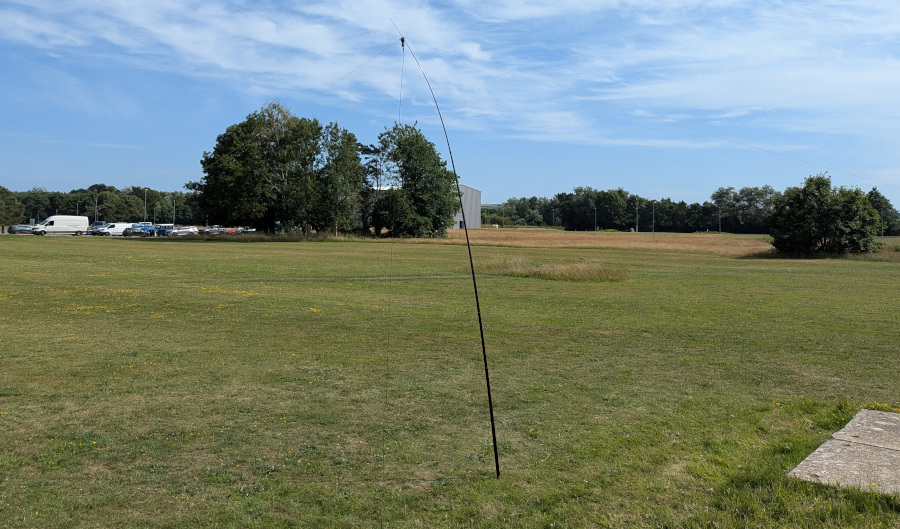Antenna supported on a pole