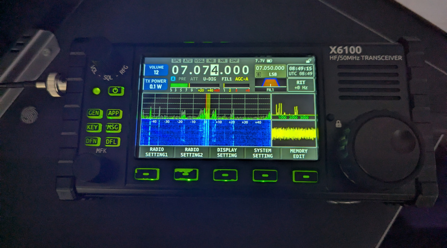 X6100 set to 7.074MHz and 0.1W Tx power