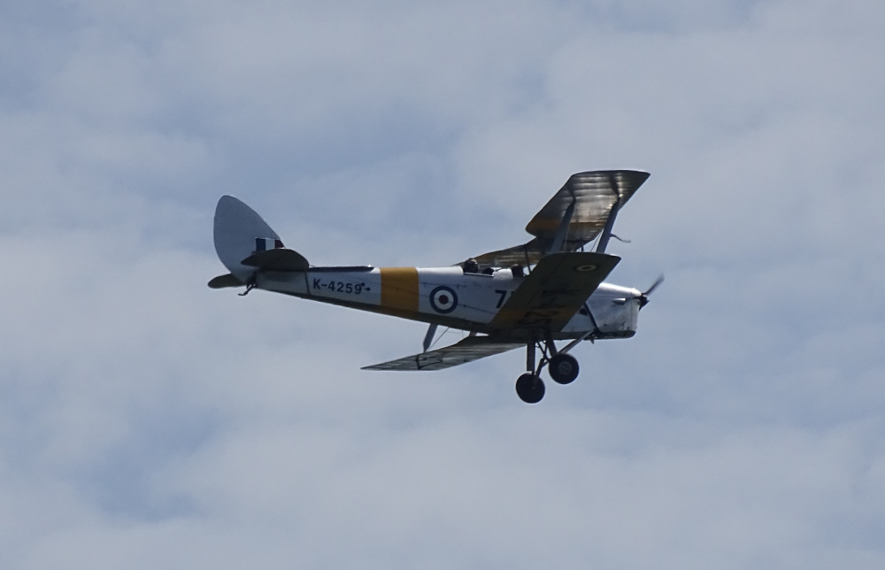 Tiger Moth K-4259 in flight